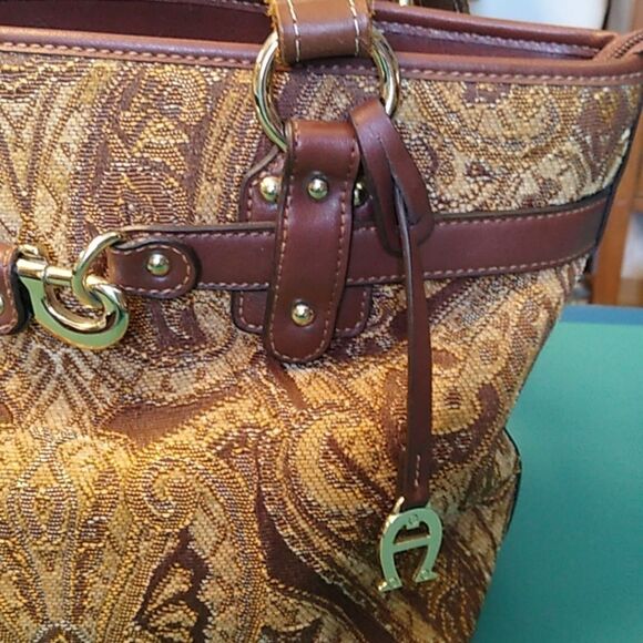 Vintage Etienne Aigner Tapestry Brown and Gold Women's Bag - Picture 2 of 15